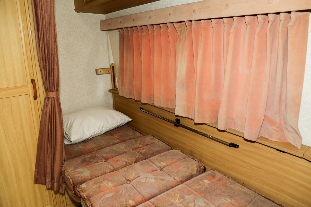 Malwathu Oya Caravan Park Bed and Breakfast Anuradhapura Exterior foto
