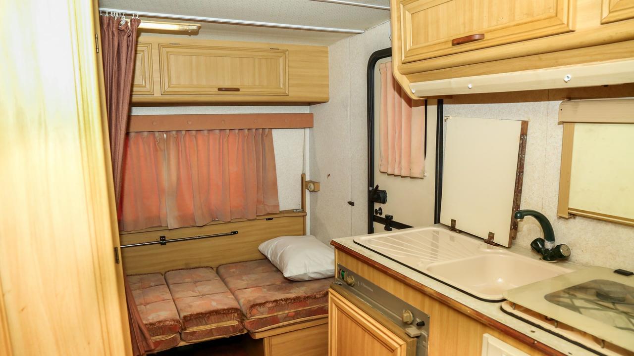 Malwathu Oya Caravan Park Bed and Breakfast Anuradhapura Exterior foto